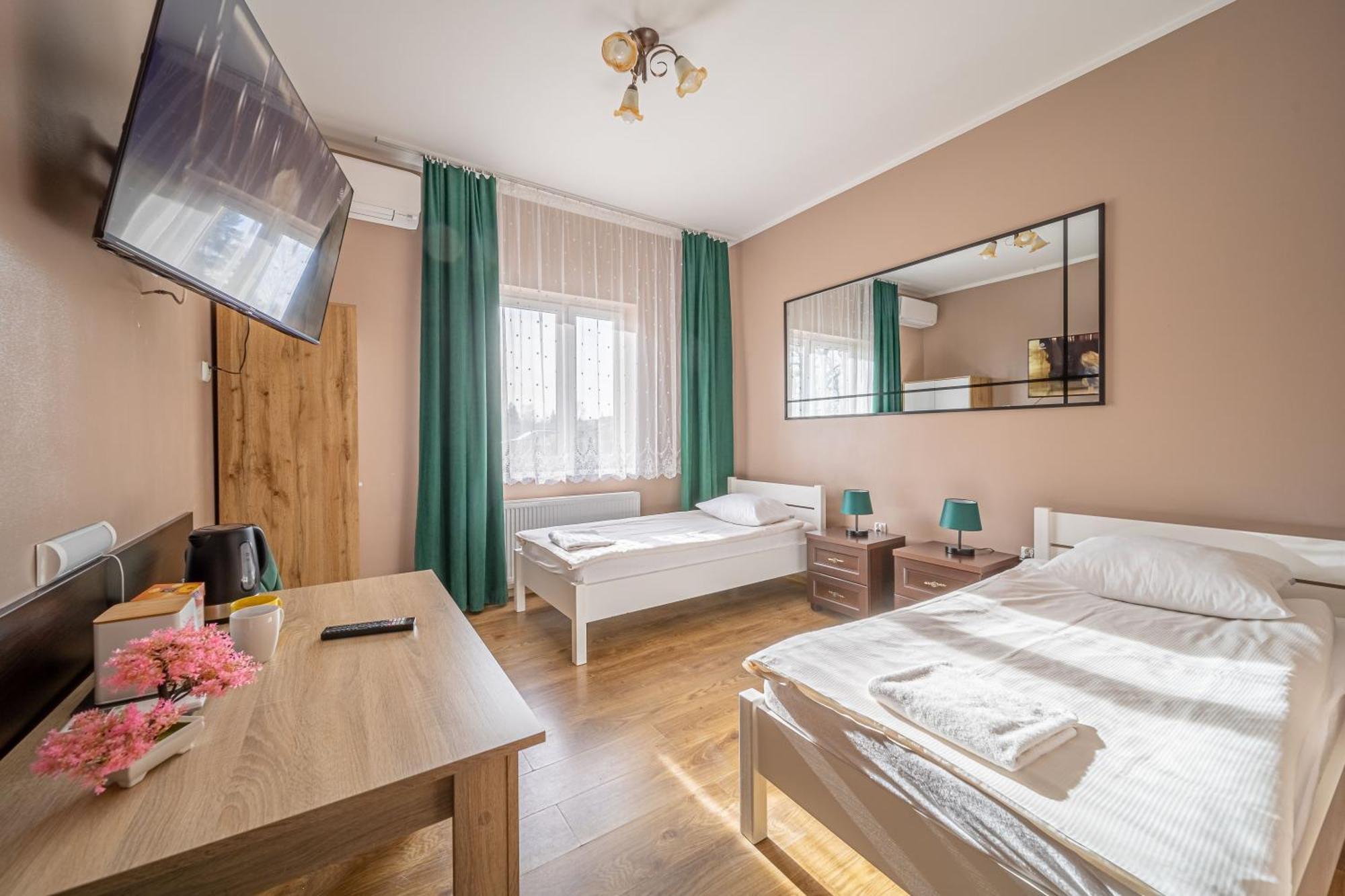 Motel "Plomyk" Kunowice Exterior foto